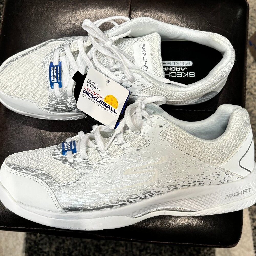 Brooks Skechers Arch Fit Sneakers